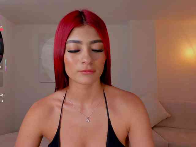 AriTylor webcam