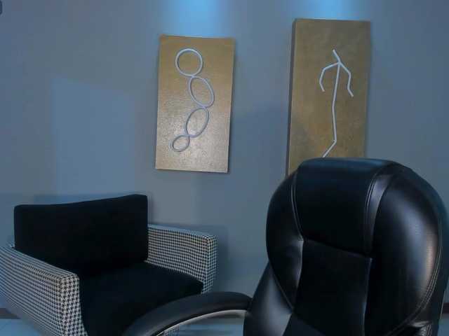 NiaSalvatore's BongaCams show and profile