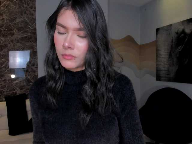 NiaSalvatore from BongaCams