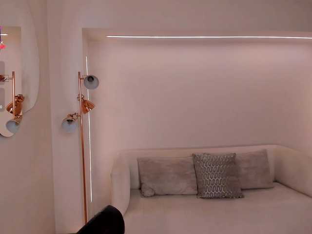 NiaSalvatore webcam