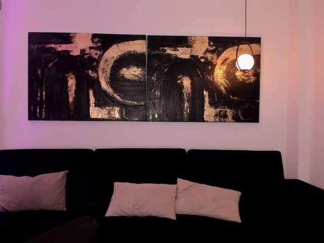 NiaSalvatore's BongaCams show and profile