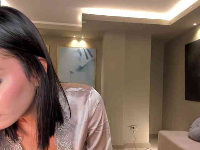 NiaSalvatore's webcam live show