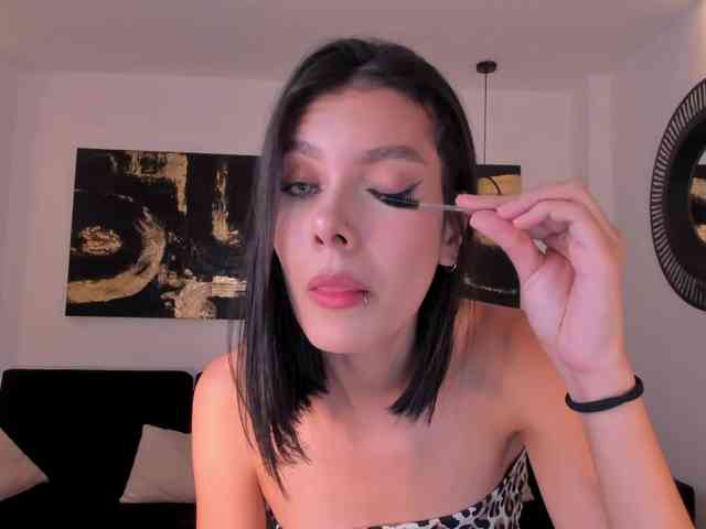 NiaSalvatore webcam