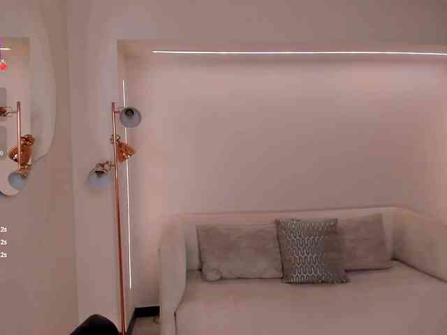 NiaSalvatore webcam
