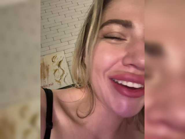 VIOLA-Sweet-Beauty webcam