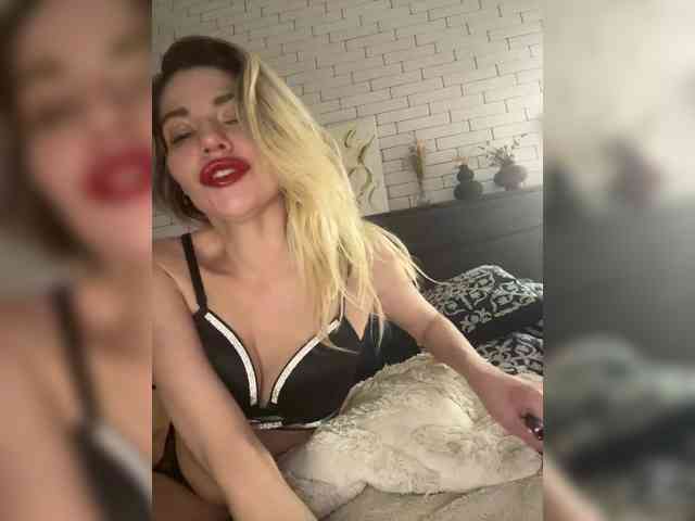 Sweet-Beauty Live Webcam on {site_name}