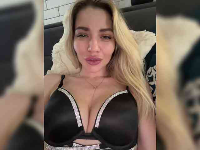 VIOLA-Sweet-Beauty webcam