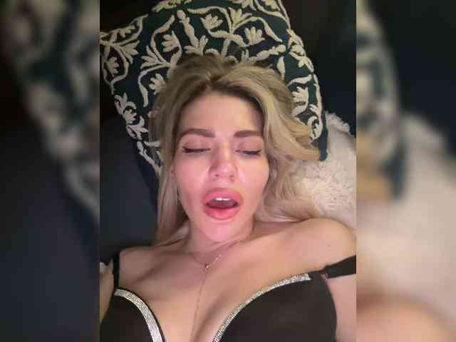VIOLA-Sweet-Beauty webcam