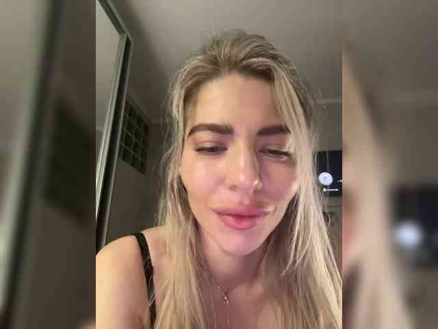 VIOLA-Sweet-Beauty webcam
