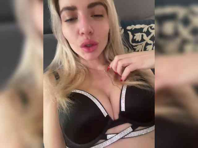 VIOLA-Sweet-Beauty webcam