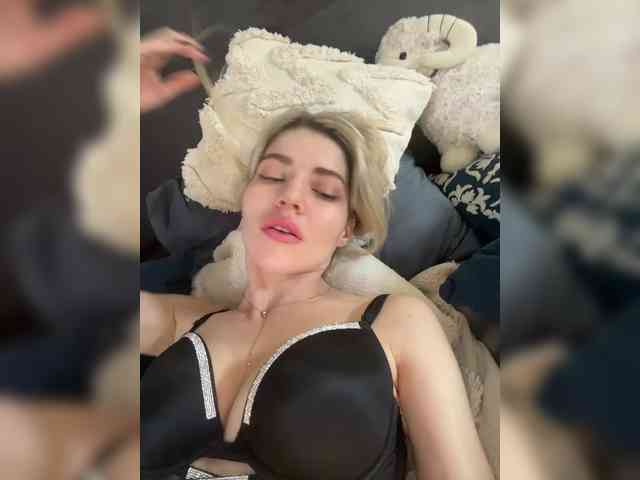 VIOLA-Sweet-Beauty webcam
