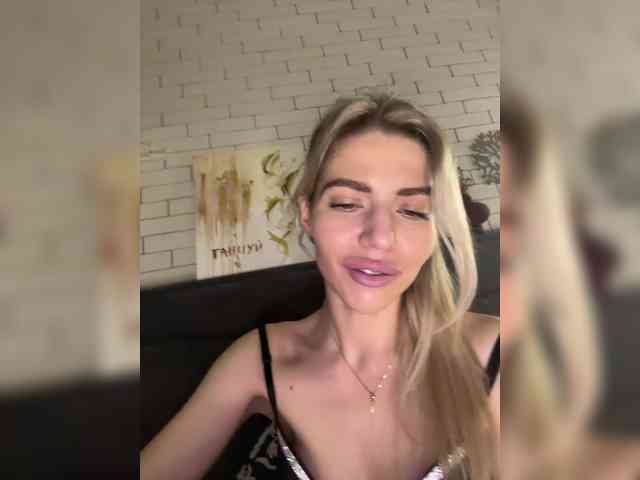 VIOLA-Sweet-Beauty webcam