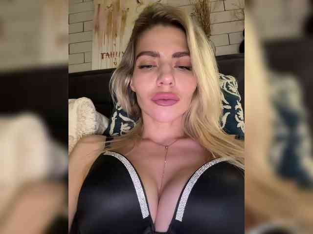VIOLA-Sweet-Beauty webcam