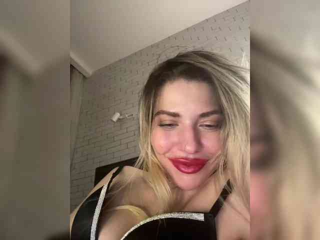 Sweet-Beauty Live Webcam on {site_name}