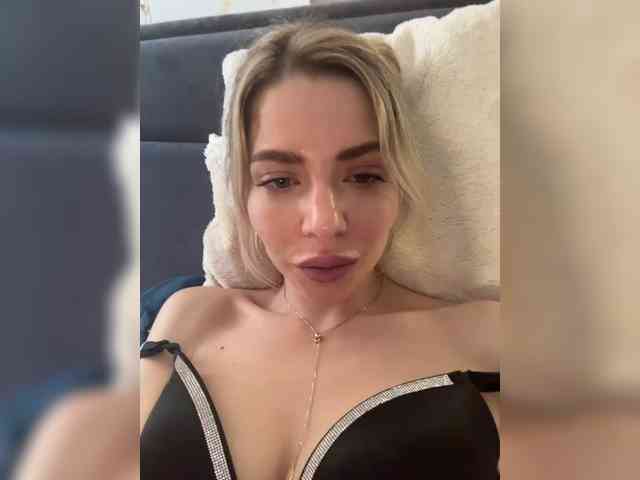 VIOLA-Sweet-Beauty webcam