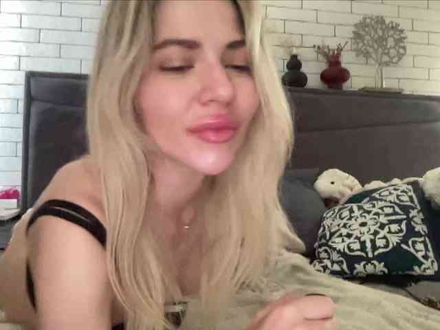 VIOLA-Sweet-Beauty webcam