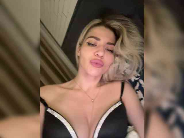 VIOLA-Sweet-Beauty webcam