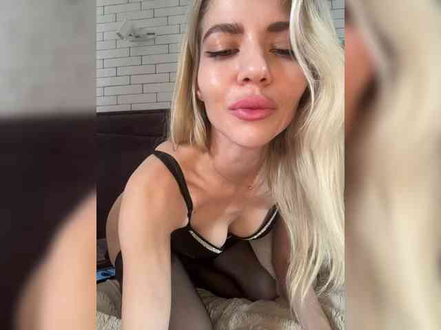 VIOLA-Sweet-Beauty webcam