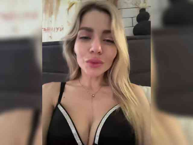 Sweet-Beauty Live Webcam on BongaCams