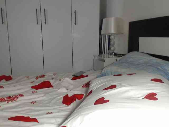 DanielleReys webcam