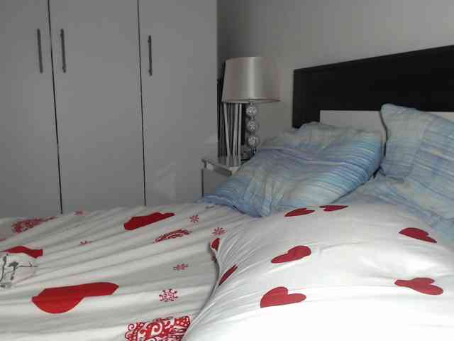 DanielleReys webcam