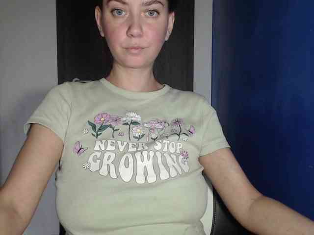 DanielleReys webcam