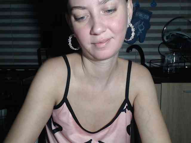 DanielleReys webcam