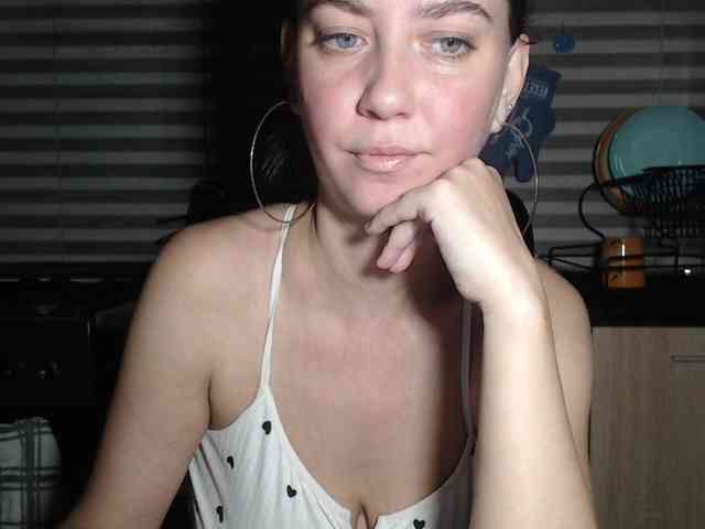 DanielleReys webcam