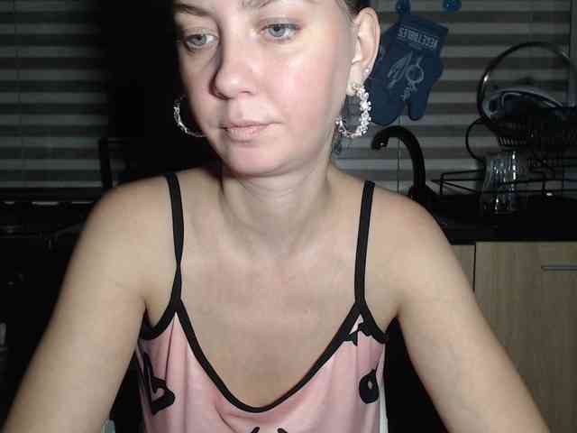 Модель: DanielleReys