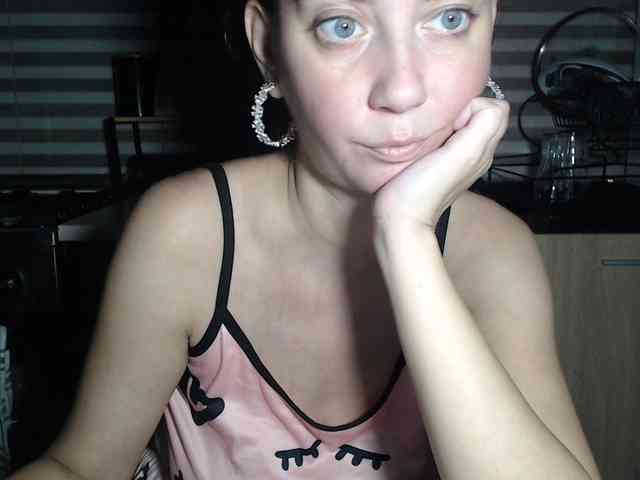DanielleReys webcam