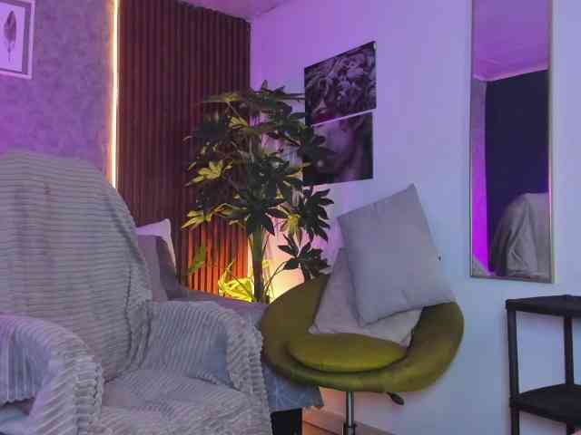 SaraandSofi02 webcam