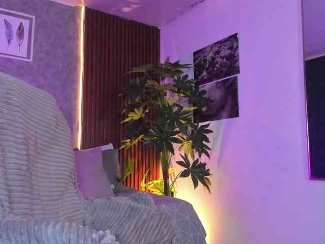 SaraandSofi02 webcam