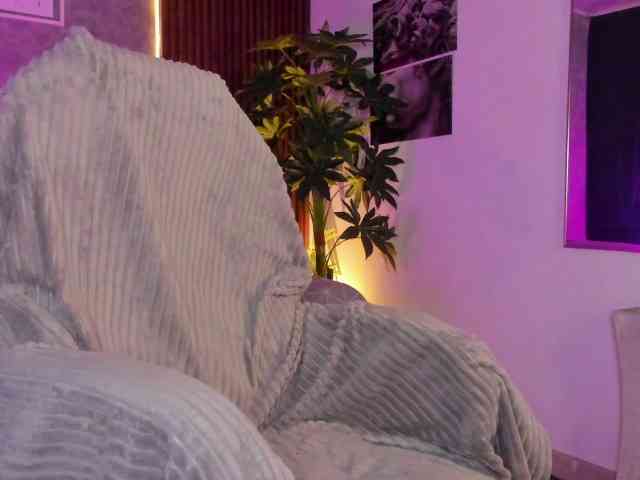 SaraandSofi02 webcam