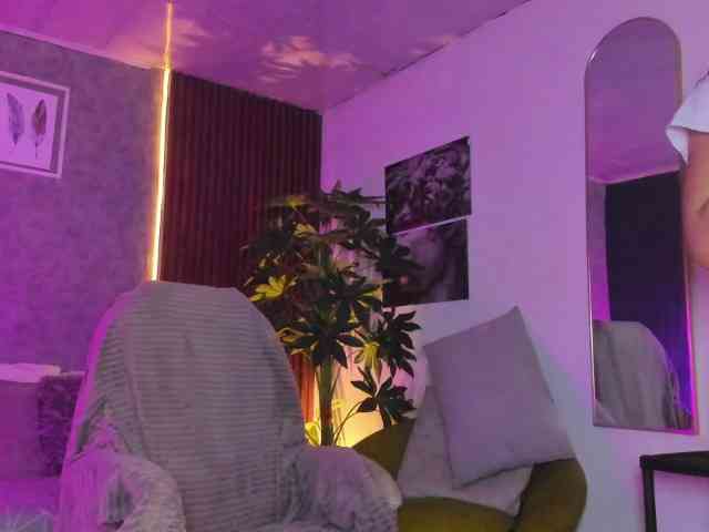 SaraandSofi02 webcam