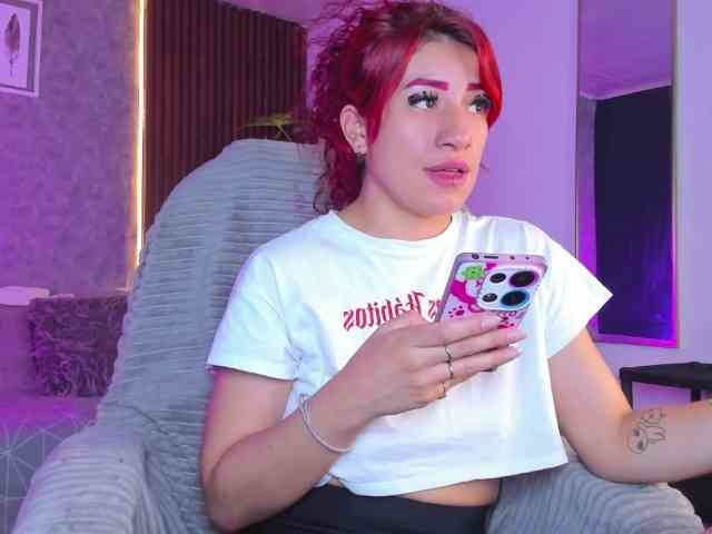 SaraandSofi02 webcam