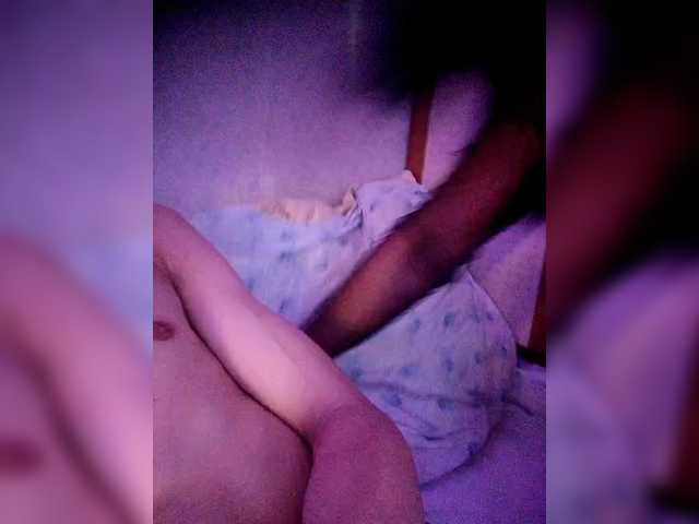 Laylay13's BongaCams show and profile