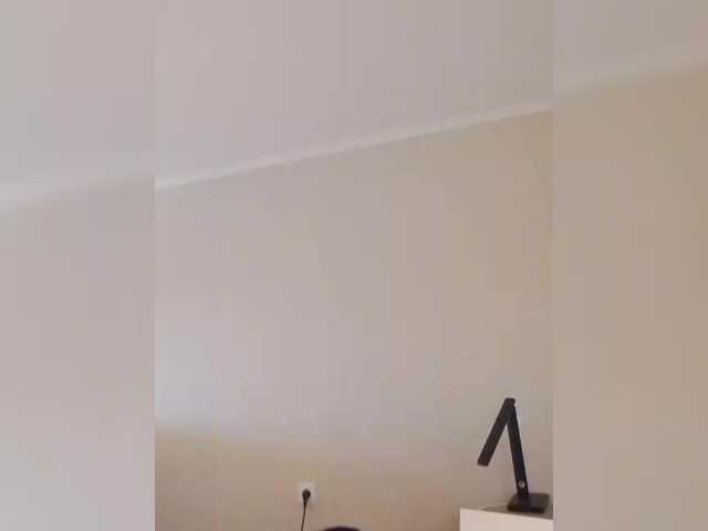 go to chat with Laylay13