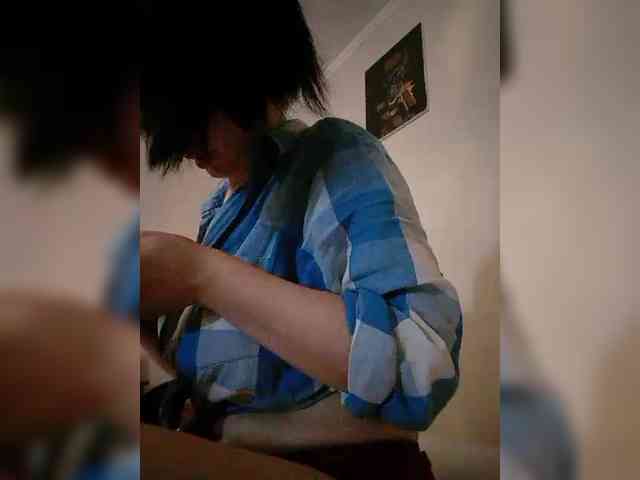 Laylay13 Live Webcam on BongaCams