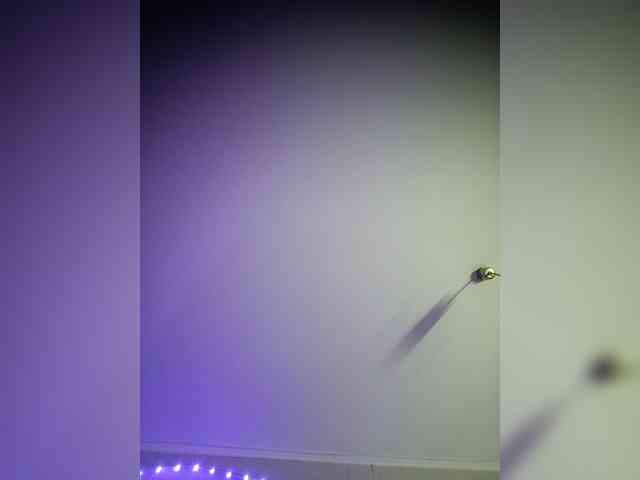 Laylay13 Live Webcam on BongaCams