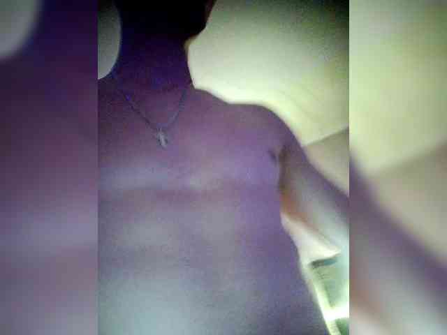 Laylay13 Live Webcam on BongaCams