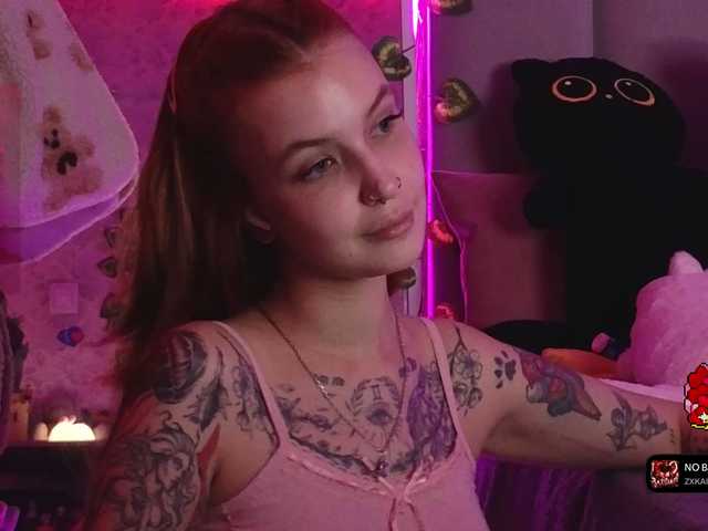 GoodyGirl's BongaCams show and profile