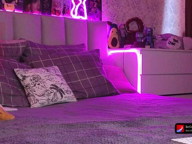 GoodyGirl's BongaCams show and profile