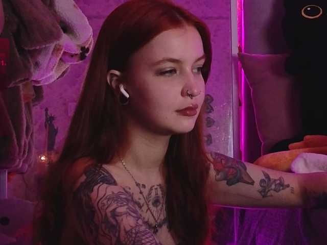 GoodyGirl's BongaCams show and profile