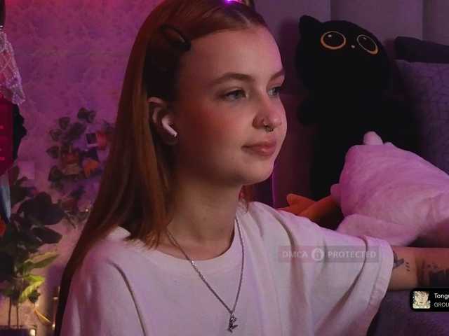 GoodyGirl's BongaCams show and profile