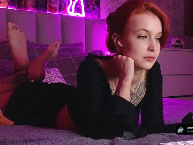 GoodyGirl's BongaCams show and profile