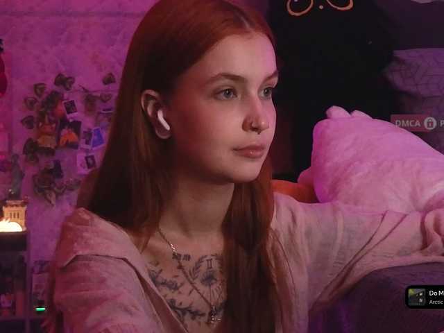 GoodyGirl's BongaCams show and profile