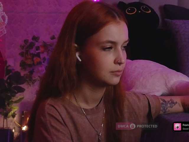 GoodyGirl's BongaCams show and profile