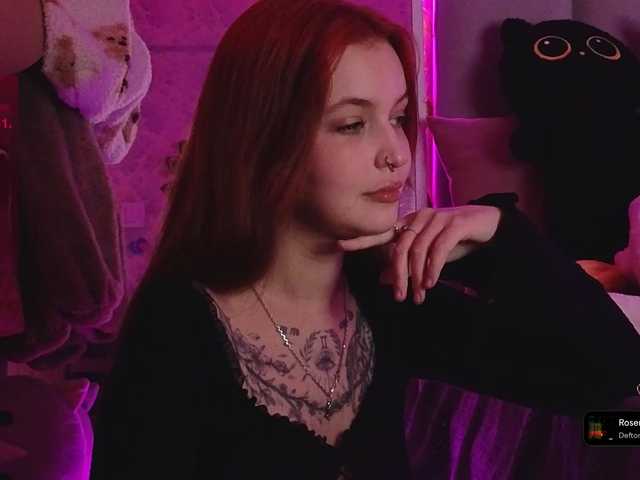 GoodyGirl's BongaCams show and profile