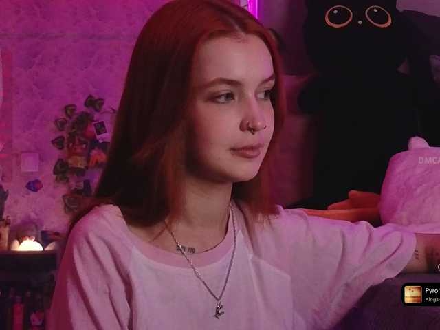 GoodyGirl's BongaCams show and profile