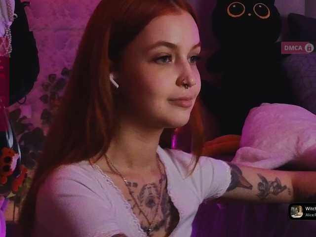 GoodyGirl's BongaCams show and profile